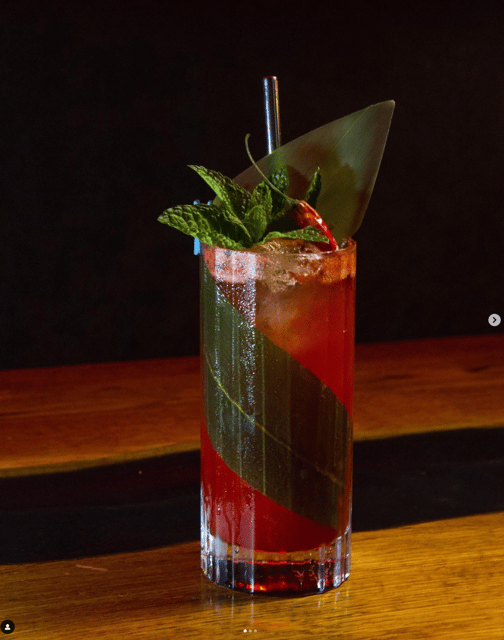 malaga-top-cocktail-guided-tour