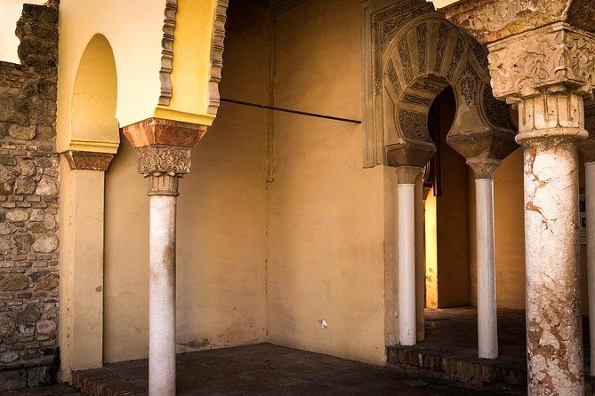 malaga-tour-with-cathedral-alcazaba-and-roman-theatre