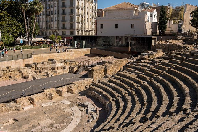 malaga-tour-with-cathedral-alcazaba-and-roman-theatre