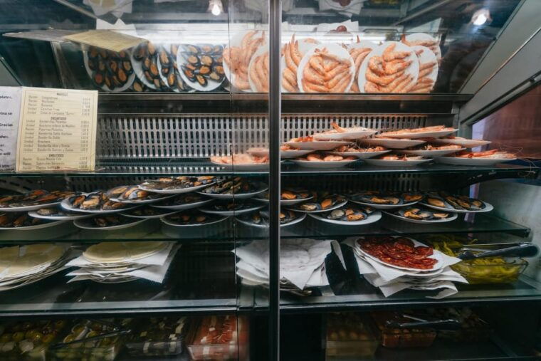 malaga-traditional-andalusian-tapas-and-wine-tour