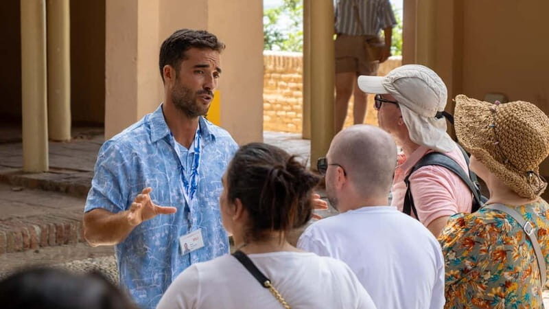 Malaga Walking Tour, Roman Theater and Alcazaba in small group with Tickets - A Deep Dive into the Malaga Walking Tour Experience