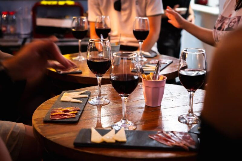 malaga-wine-and-tapas-tour-with-tastings-and-drinks