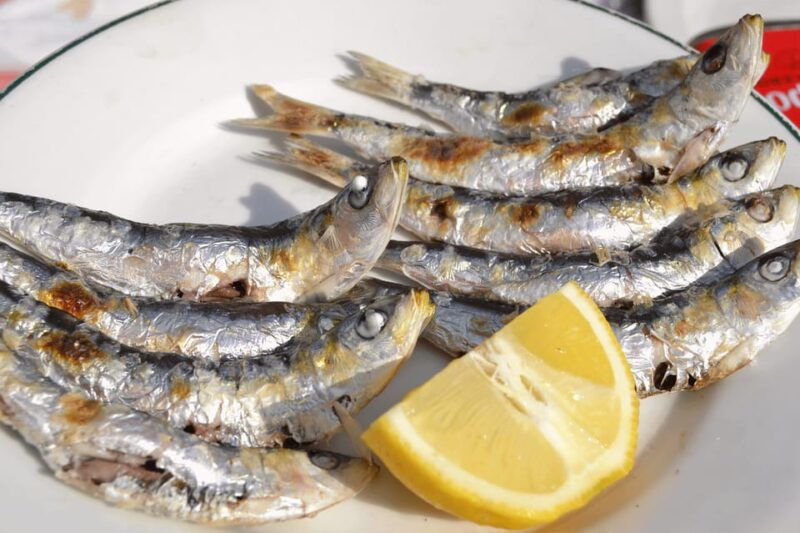 malagas-tradition-and-tapas-tour-with-official-guide