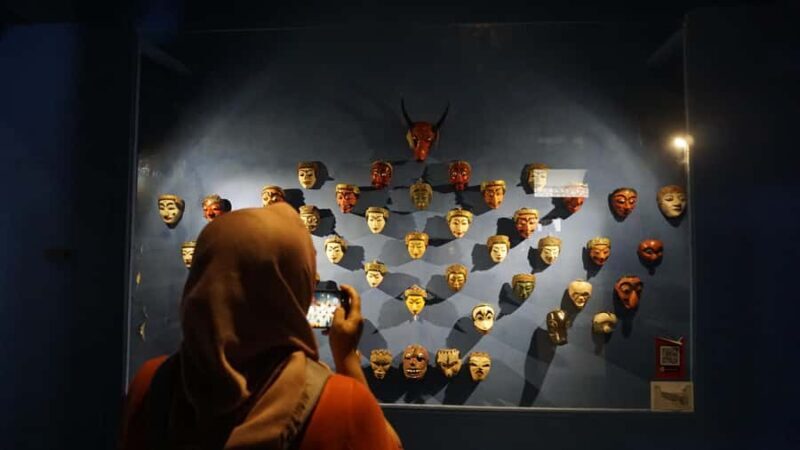 Malang: Cultural Tour to Kidal & Jago Temples, Panji Museum - Key Points