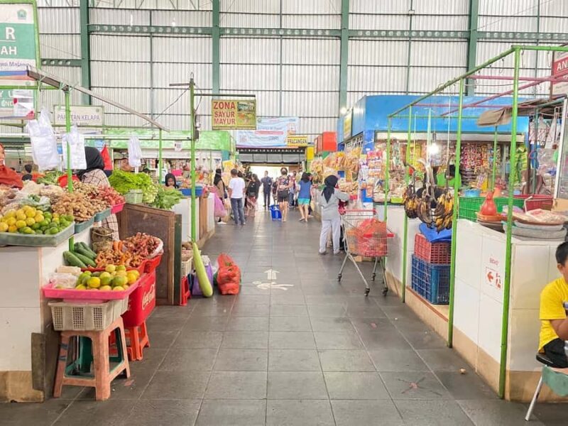 Malang: Indonesian Cooking Class with Local Host - Deep Dive into the Dishes