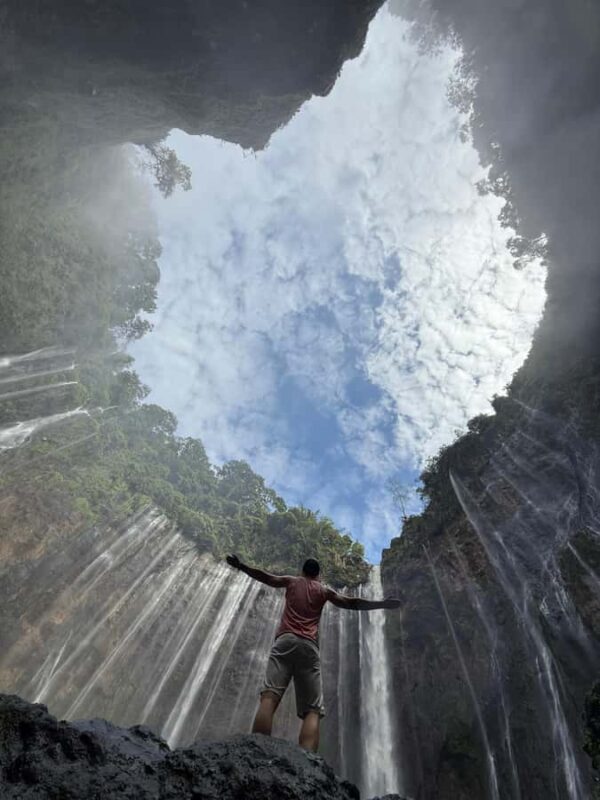 Malang: Tumpak Sewu Waterfall Private Tour with Guide - Introduction
