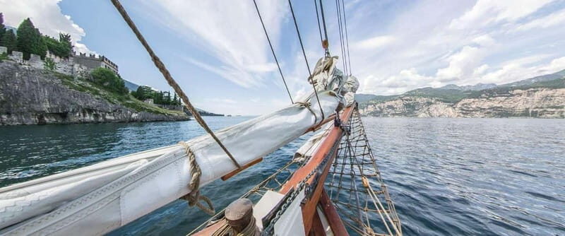 Malcesine: Golden Sunset Cruise with Food, Drinks & Music - Why This Cruise Stands Out