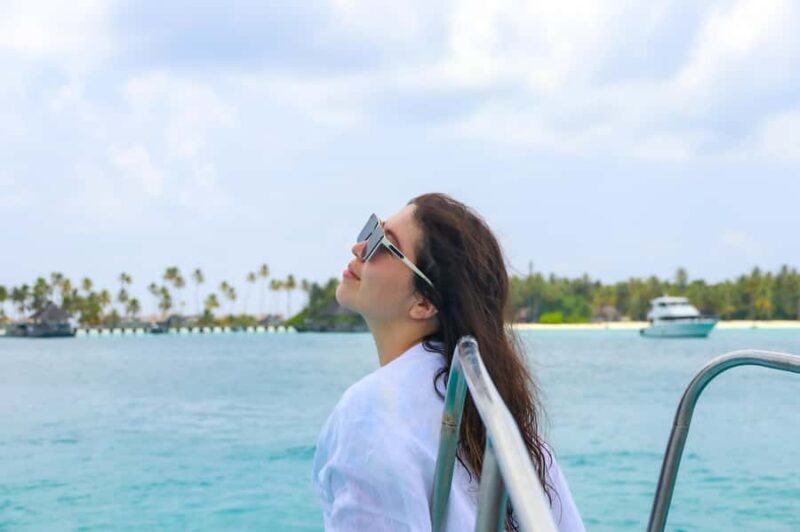 Maldives Adventure & Island Escape: Sun, Surf & Serenity - A Genuine Dive into the Maldives Experience