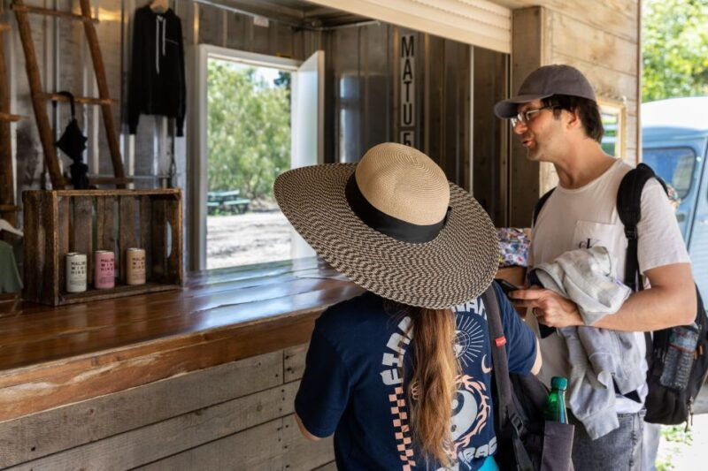 malibu-guided-vineyard-hike-with-photo-stops-and-wine