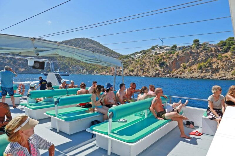mallorca-2-hour-coastline-malgrat-islands-catamaran-tour