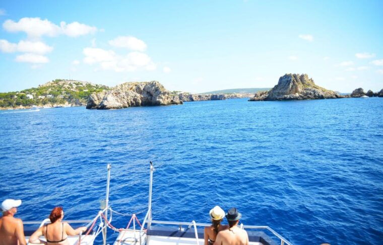 mallorca-2-hour-coastline-malgrat-islands-catamaran-tour