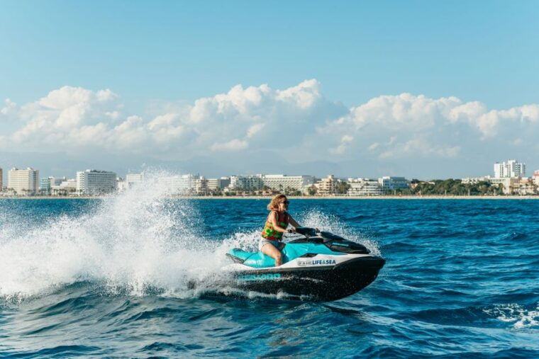 mallorca-25-minute-palma-beach-jet-ski-excursion