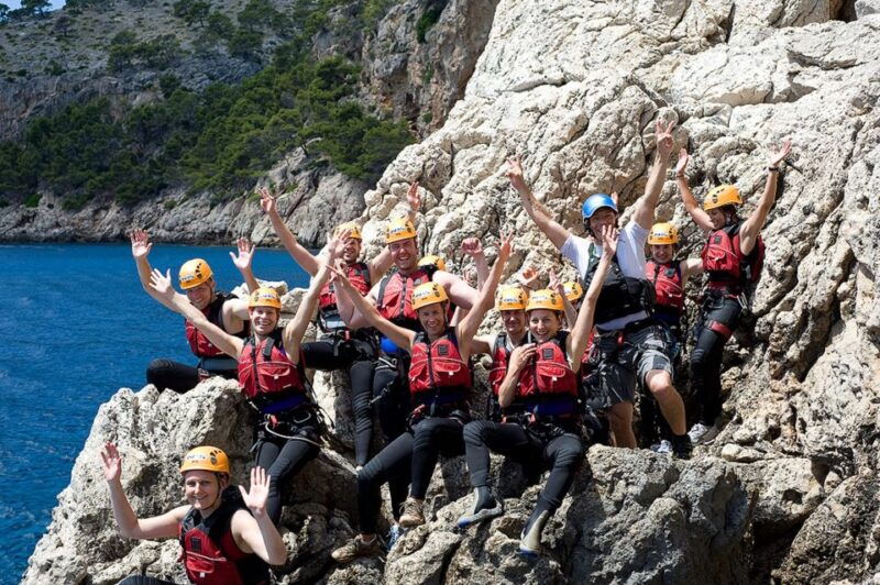 mallorca-4-hour-cliff-jumping-adventure