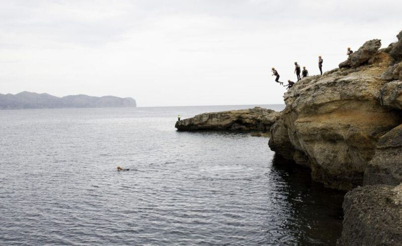 mallorca-4-hour-cliff-jumping-adventure