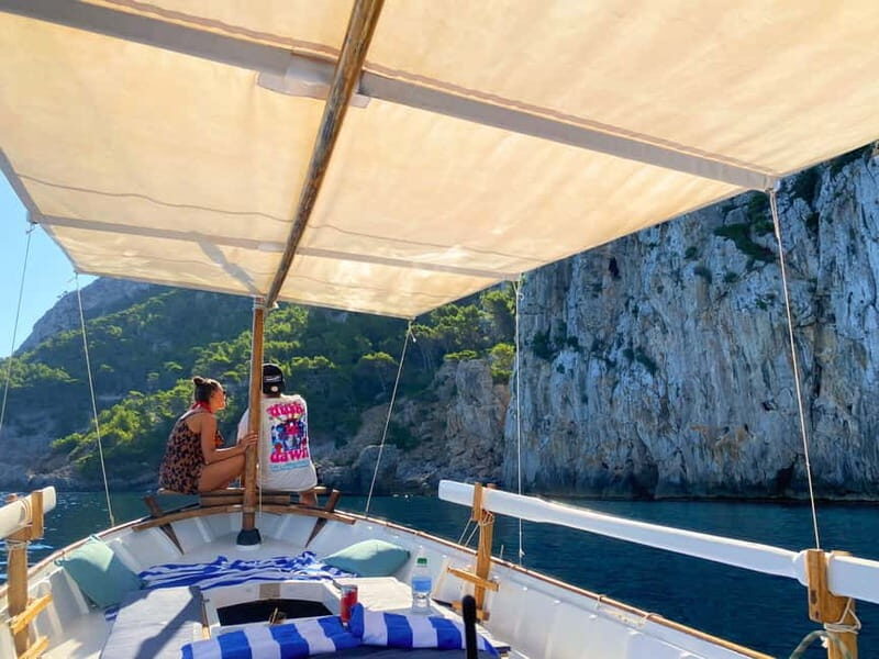 Mallorca: Alcudia: Private Boat Tour with Snorkel - Who Should Book This Tour?