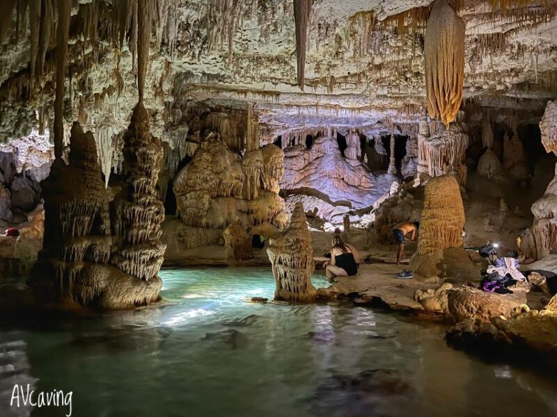 mallorca-beach-inside-the-cave-tour