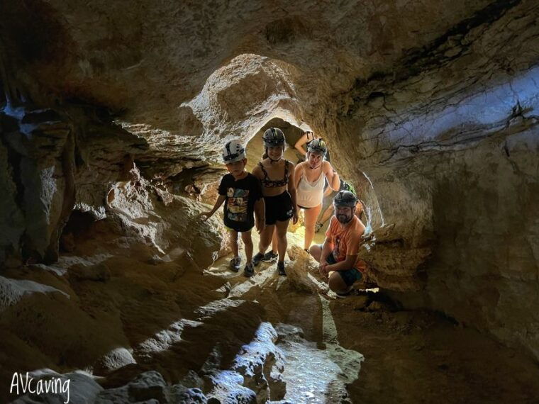 mallorca-beach-inside-the-cave-tour