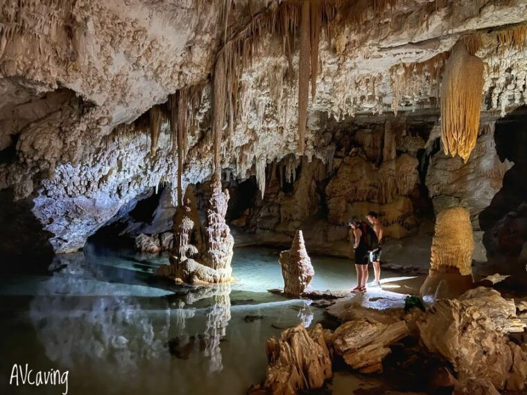 mallorca-beach-inside-the-cave-tour