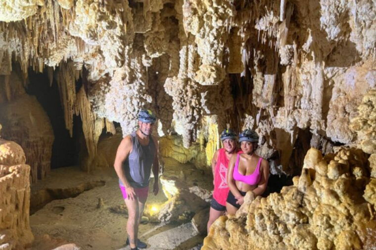 mallorca-beach-inside-the-cave-tour