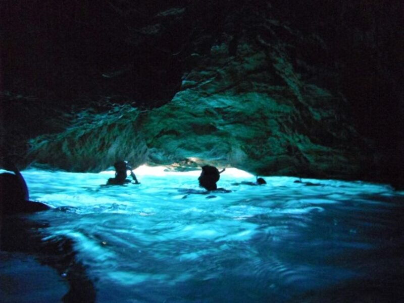 mallorca-blue-cave-boat-tour-with-snorkeling