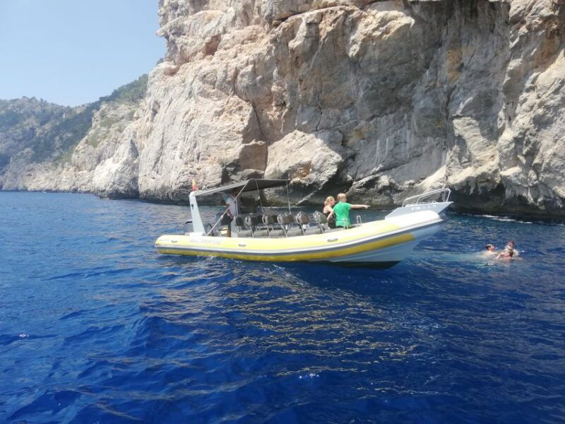 mallorca-blue-cave-boat-tour-with-snorkeling