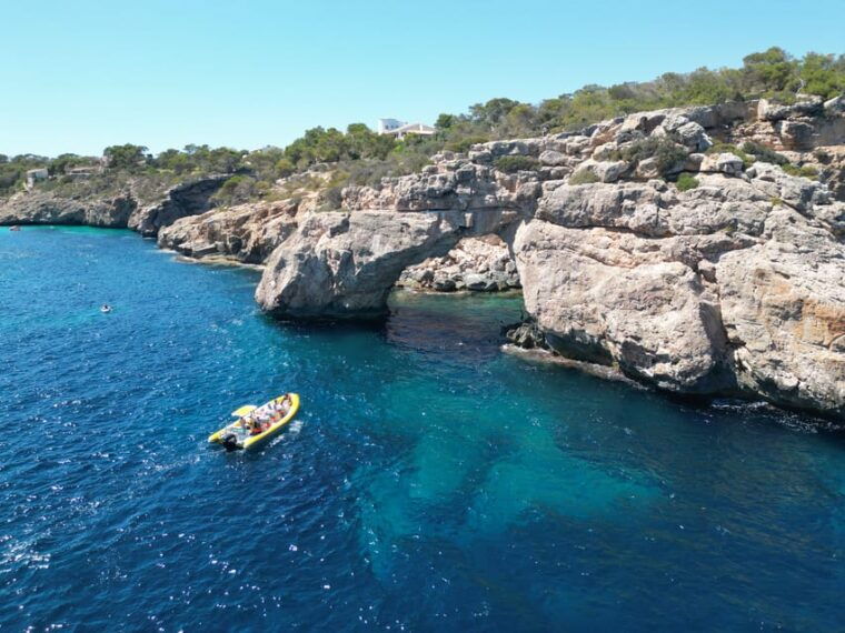 mallorca-calo-des-moro-and-cala-marmols-boat-tour