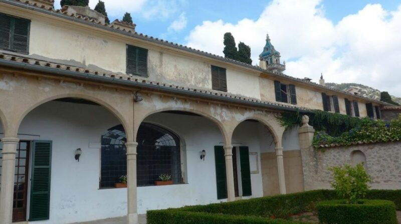 mallorca-carthusian-monastery-valldemossa-entrance-ticket
