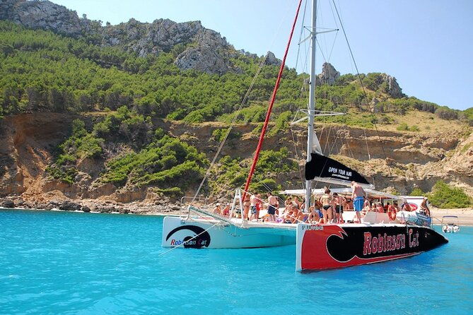 mallorca-catamaran-tour-in-the-bay-of-pollensa