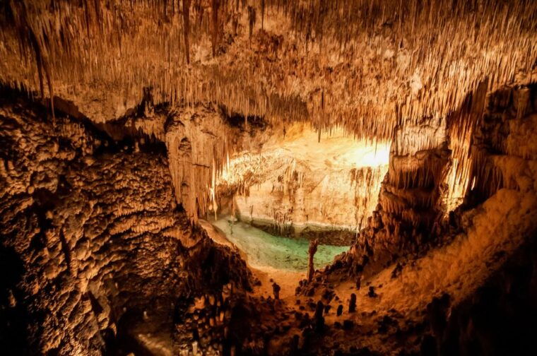 mallorca-caves-of-drach-tour-from-the-north-with-boat-trip