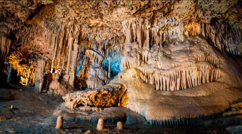 mallorca-caves-of-hams-and-dinosaurland-ticket-with-pickup