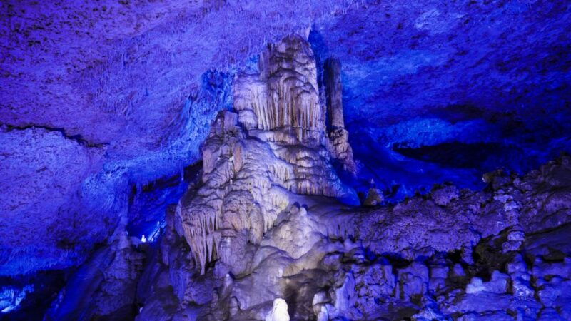 mallorca-caves-of-hams-blue-cave-and-audiovisual