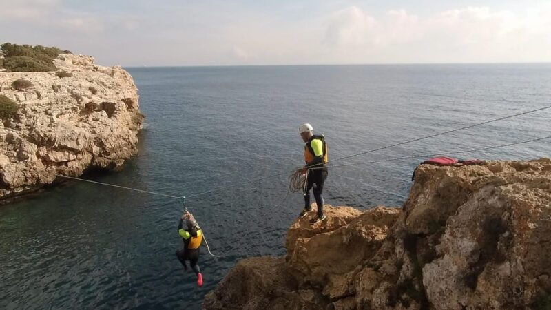 mallorca-cliff-jumping-adventure-for-cruise-passengers