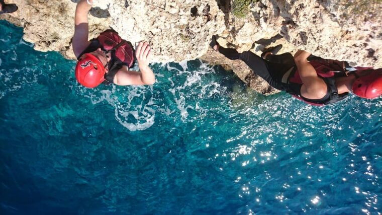 mallorca-cliff-jumping-adventure-for-cruise-passengers