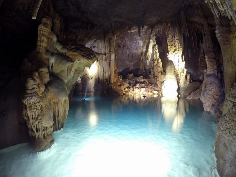 mallorca-cova-des-coloms-sea-cave-tour-by-boat