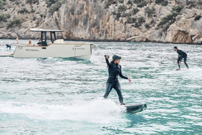 mallorca-electric-boat-efoil-jetboard-adventure