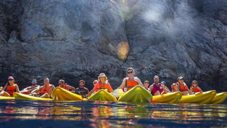 mallorca-explore-the-island-of-dragonera-with-the-kayak