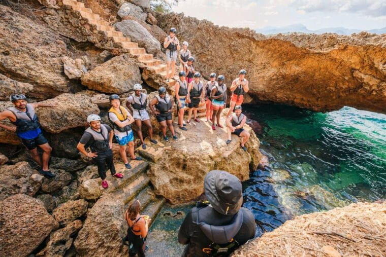 mallorca-kayaking-sea-cave-cliff-jumping-snorkel-tour