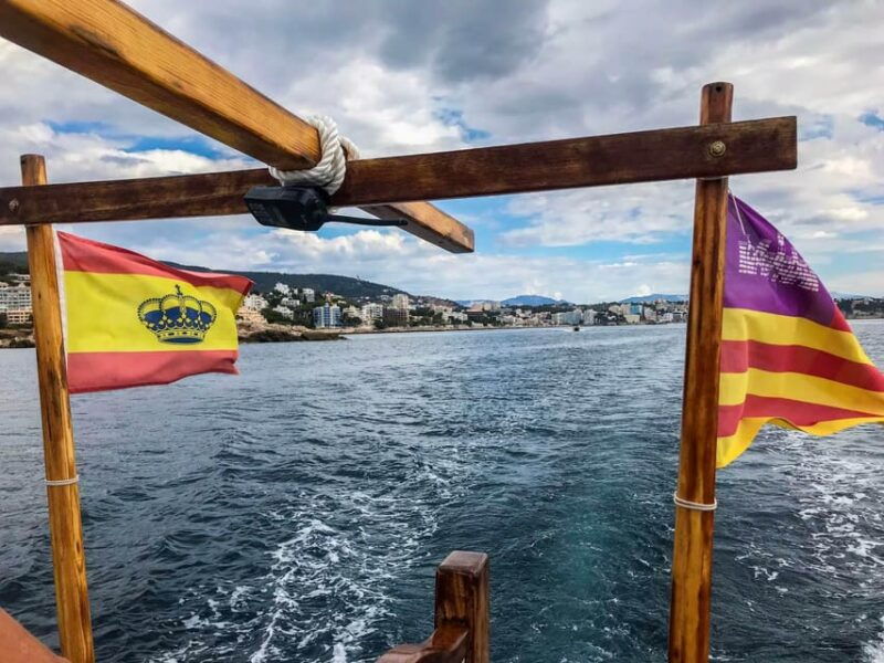 mallorca-llaut-excursion-around-palma-with-food-and-drinks