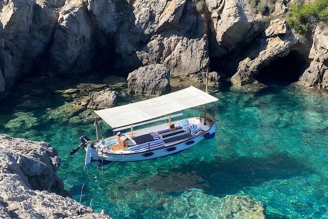 mallorca-private-boat-tour-to-alcudia-pollensa-and-formentor