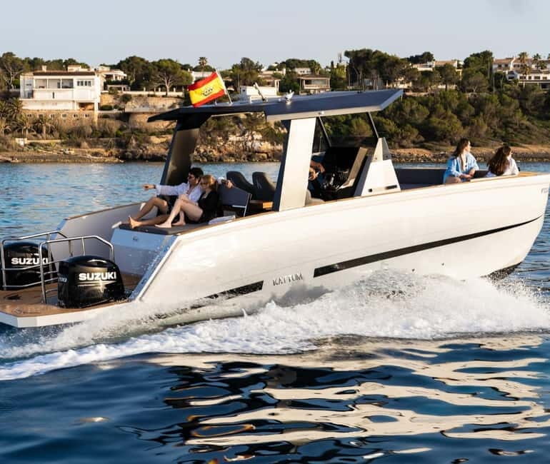 Mallorca: Private boat with Skipper from Playa de Palma - A Relaxed Yet Adventurous Day at Sea
