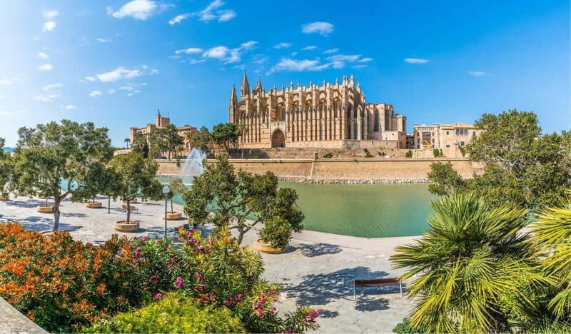 Mallorca: Private Tour with Ensaïmada & Fast Cathedral Entry - Practical Details and Tips