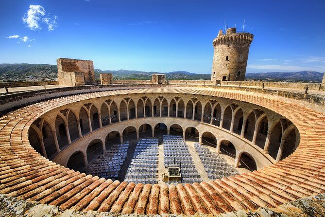 mallorca-shore-excursion-bellver-castle-and-cathedral-private-tour