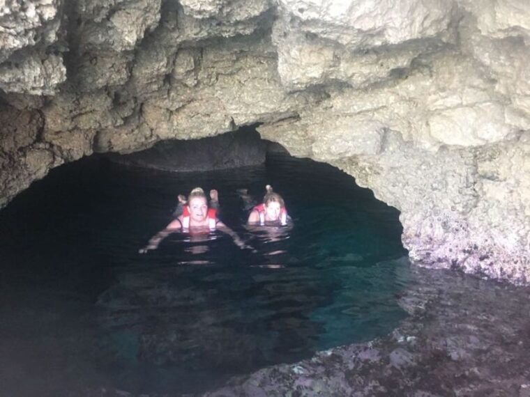 mallorca-stand-up-paddle-tour-to-cueva-verde-with-snorkeling