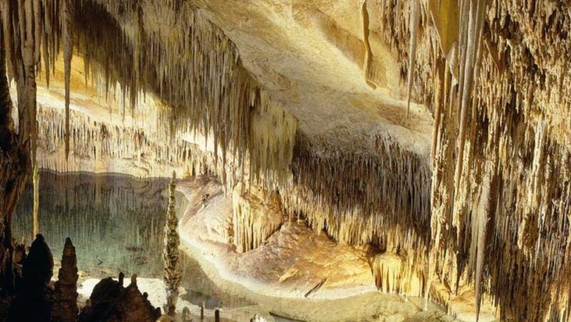 mallorca-ticket-for-caves-of-drach-with-pickup-service