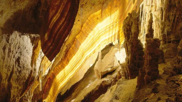 mallorca-ticket-for-caves-of-drach-with-pickup-service