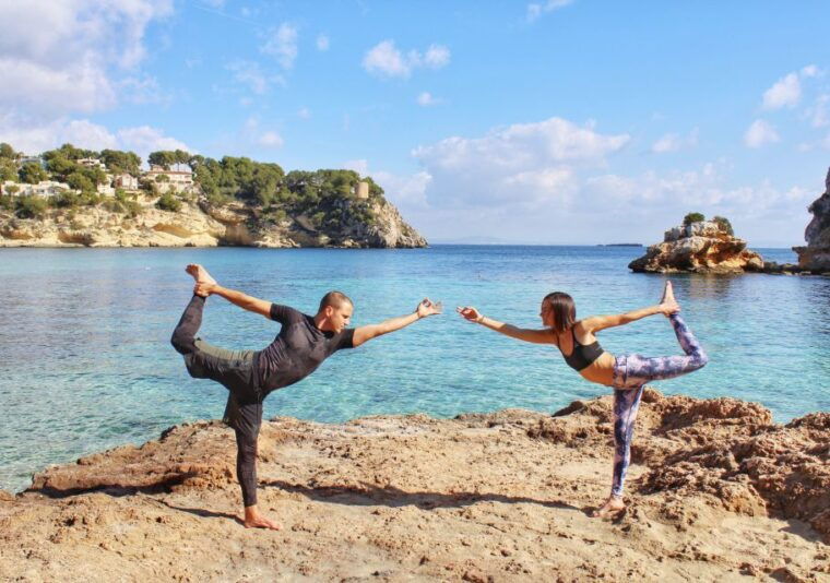 mallorca-yoga-and-brunch-on-palmanova-beach
