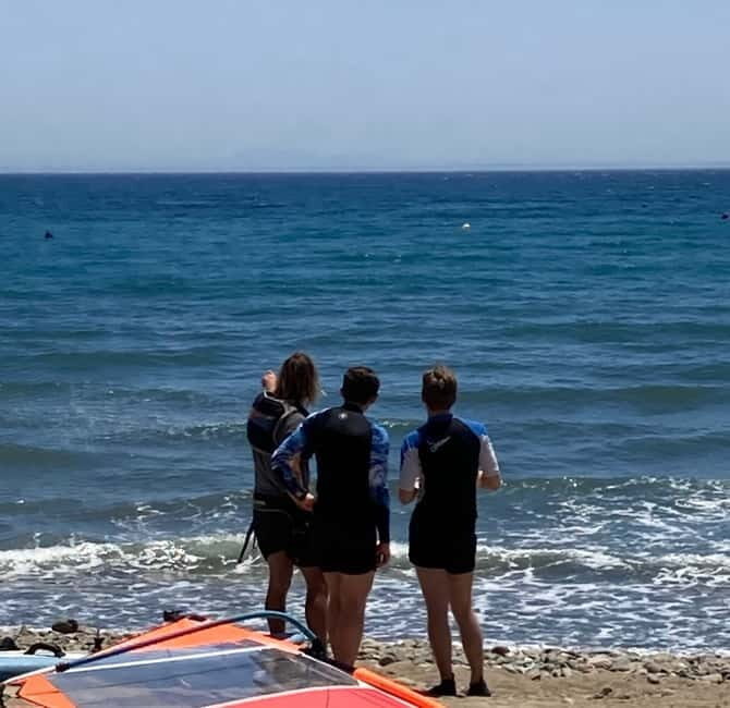 Malmö: Beginner class Dynamic Windsurfing - Starting Point: Meeting and Introduction