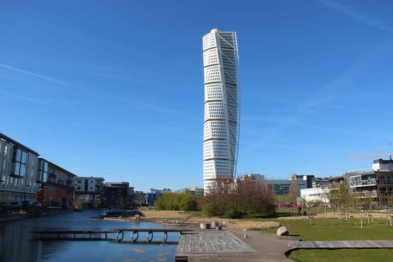 Malmö in 30 Minutes luxury e-car (Audi, E- Mercedes ) - Key Points