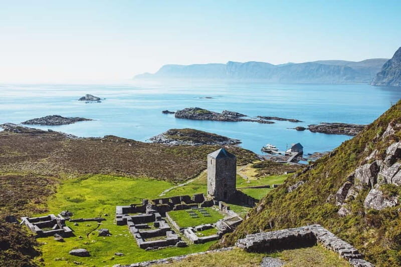 Måløy: Scenic boat tour with guided stop on Selja Monastery - Exploring the Details of the Boat Tour