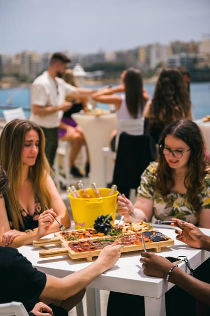 malta-beer-tasting-food-experience-in-st-julians